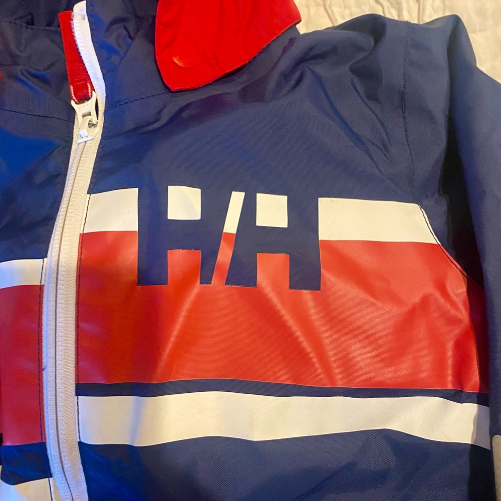 Helly Hansen Blue and Red Raincoat with High Collar and Full-Length Zipper - Picture 4 of 6